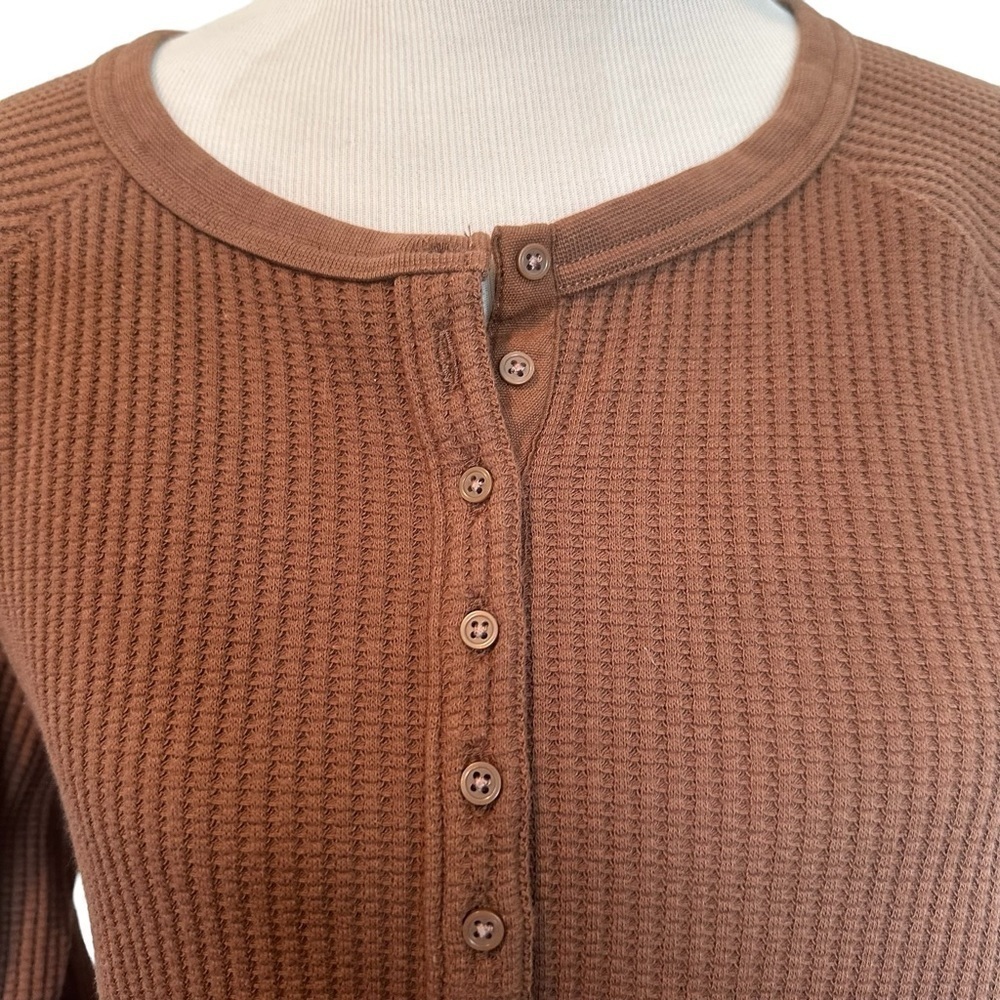 Gap Waffle Raglan Henley T-Shirt - Picture 8 of 15